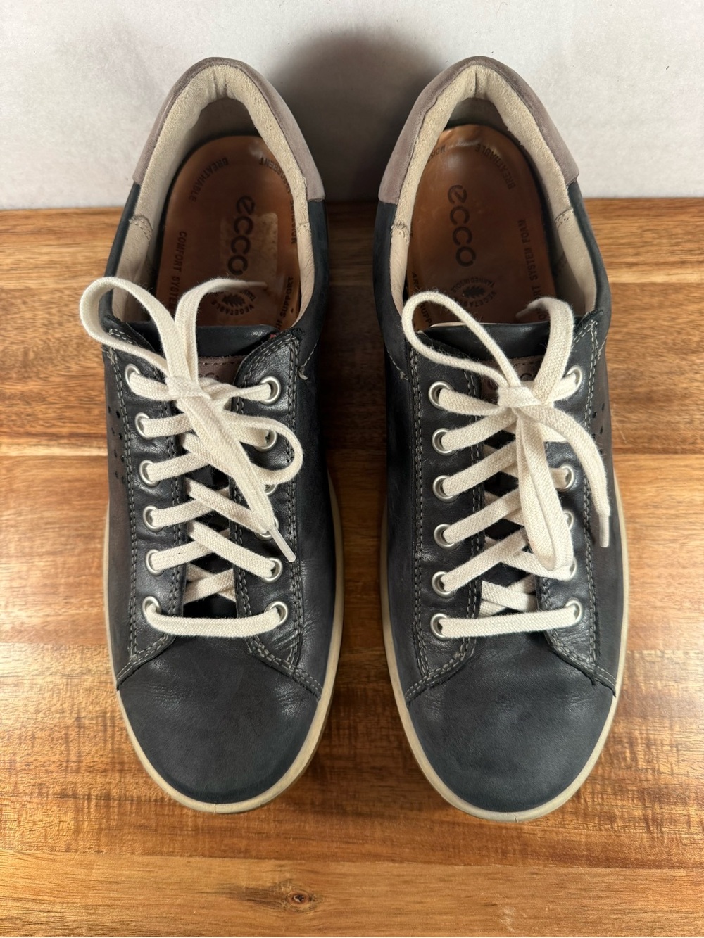 ECCO Lace-up Blue Leather Sneakers Size 40 (US 9-9.5)